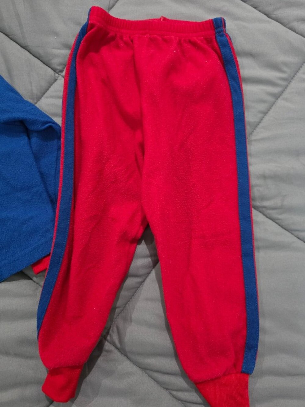 Vintage Stuart Little 24 months/2T Toddler Fleece Pajama Set Red Blue 2-Piece - Picture 7 of 7